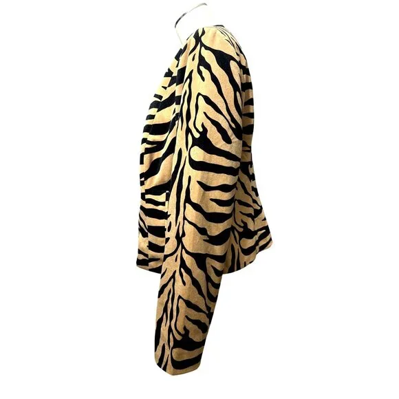 Chicos Animal Tiger Print Jacket Faux Suede Zip Front Bold Statement Blazer Sz 1 - Picture 2 of 11